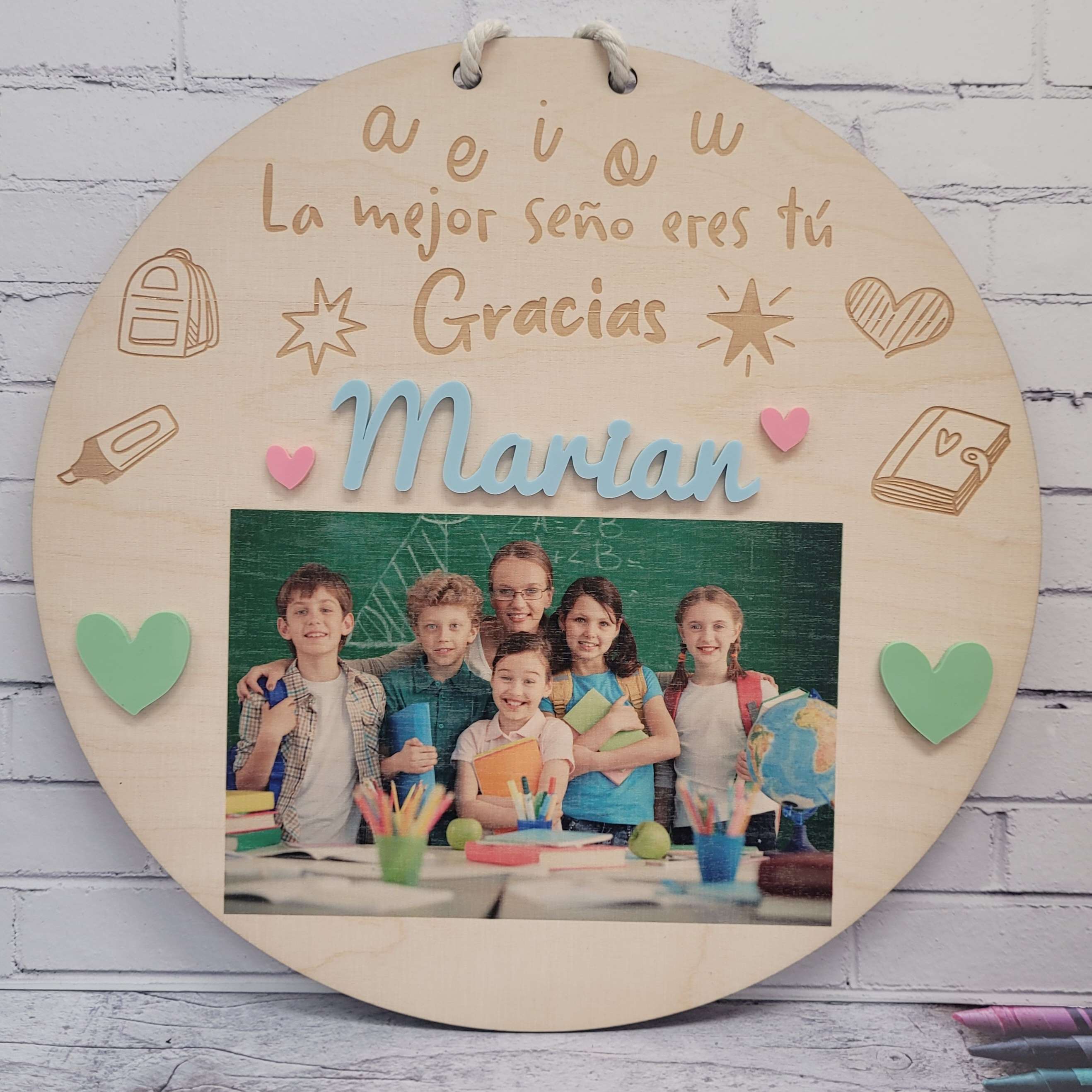 Placa personalizada seño con foto - Nombres detrás