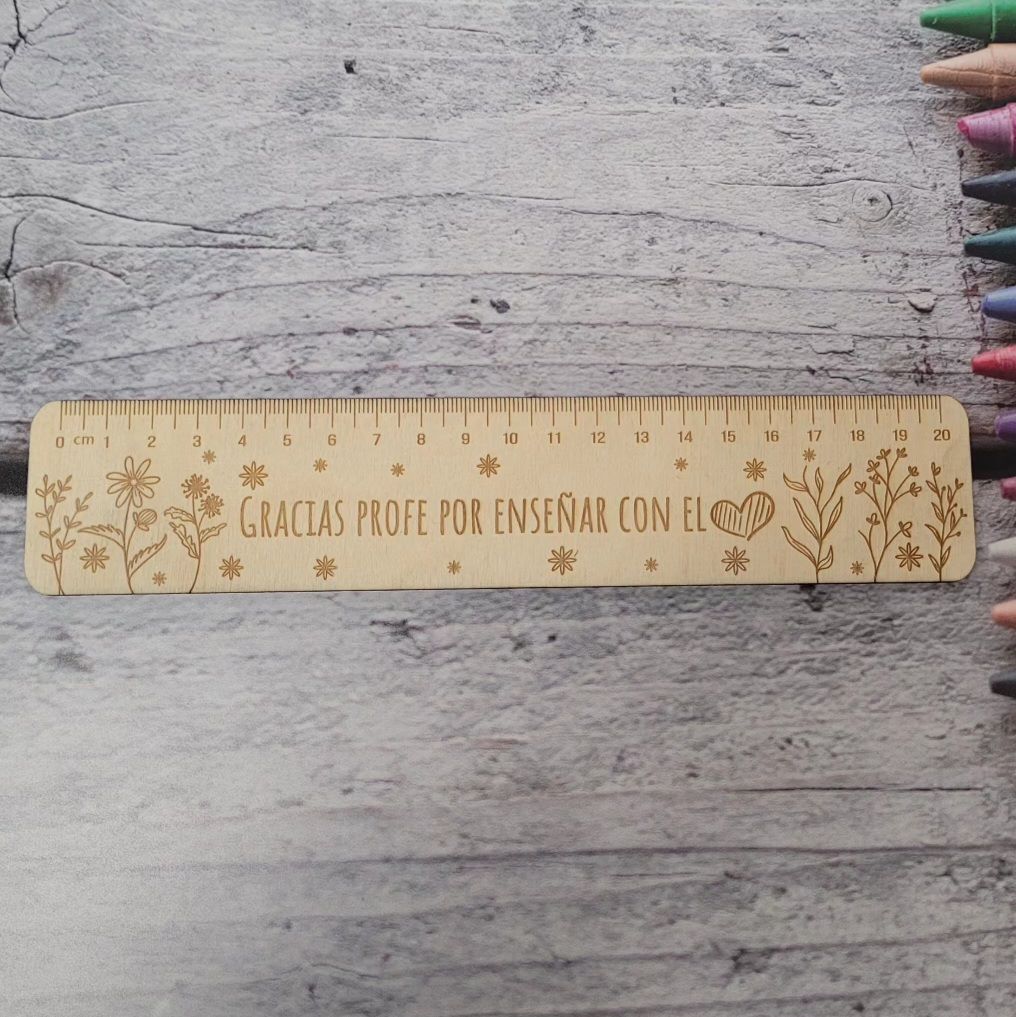 Regalo fin de curso regla madera