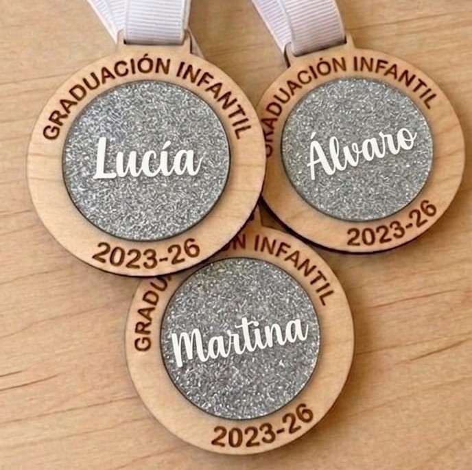 medalla-graduación-brilli-brilli-plaetado